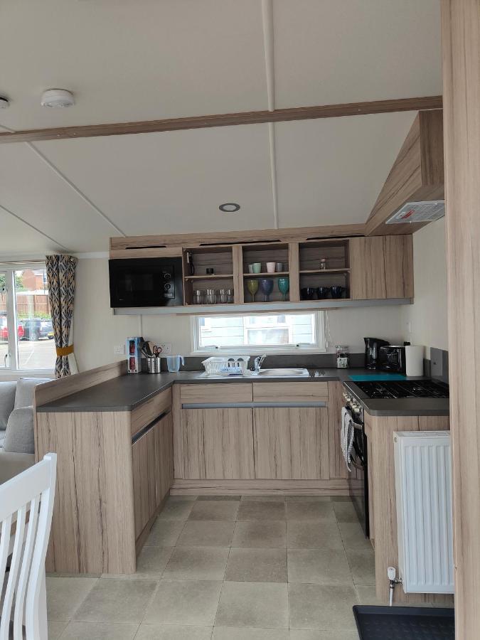 J6 Static Caravan, Fairway Holiday Park Sandown Exterior foto