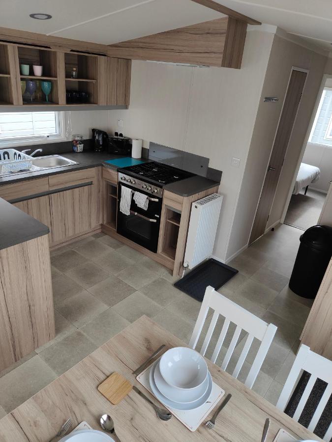 J6 Static Caravan, Fairway Holiday Park Sandown Exterior foto